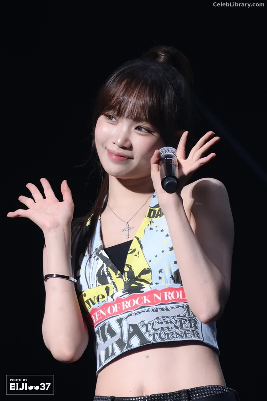 Kim Chaewon 김채원 [Le Sserafim] photo 10 of 2310