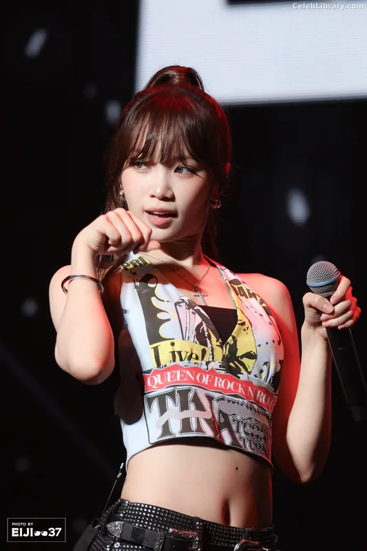 Kim Chaewon 김채원 [Le Sserafim] photo 13 of 2310