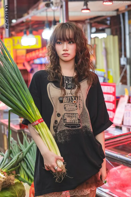 Kim Chaewon 김채원 [Le Sserafim] photo 15 of 2310