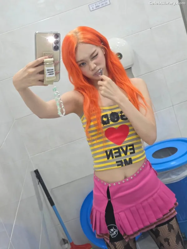 Kim Chaewon 김채원 [Le Sserafim] photo 5 of 2310