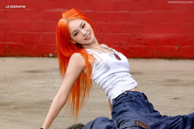 Kim Chaewon 김채원 [Le Sserafim] photo 1 of 2310