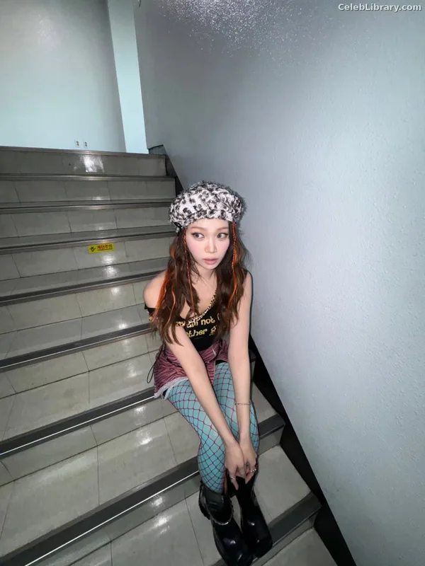 Kim Chaewon 김채원 [Le Sserafim] photo 24 of 2310