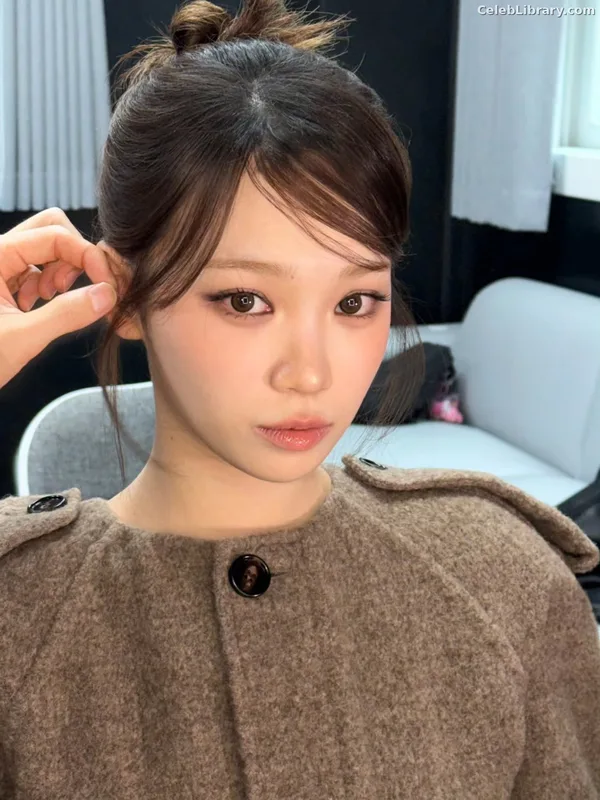Kim Chaewon 김채원 [Le Sserafim] photo 6 of 2310