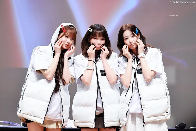 Kim Chaewon 김채원 [Le Sserafim] photo 18 of 2310