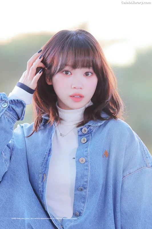 Kim Chaewon 김채원 [Le Sserafim] photo 2 of 2310