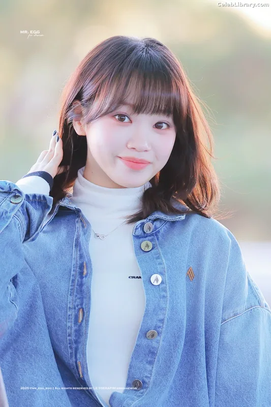 Kim Chaewon 김채원 [Le Sserafim] photo 3 of 2310