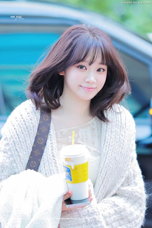 Kim Chaewon 김채원 [Le Sserafim] photo 22 of 2310