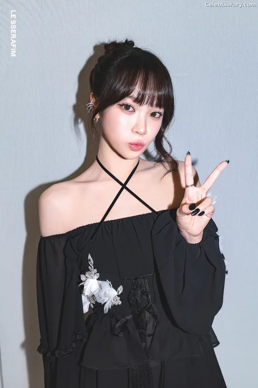 Kim Chaewon 김채원 [Le Sserafim] photo 23 of 2310