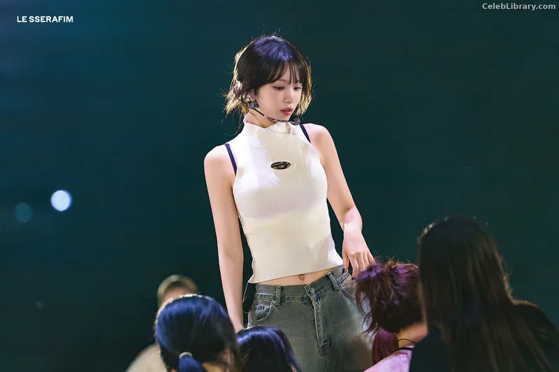 Kim Chaewon 김채원 [Le Sserafim] photo 2 of 2310