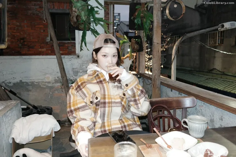 Kim Chaewon 김채원 [Le Sserafim] photo 3 of 2310