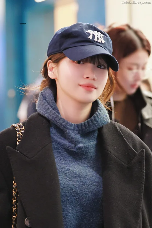 Kim Chaewon 김채원 [Le Sserafim] photo 1 of 2310