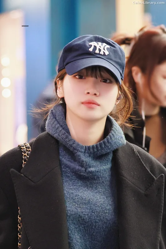 Kim Chaewon 김채원 [Le Sserafim] photo 3 of 2310