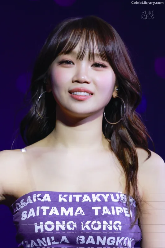 Kim Chaewon 김채원 [Le Sserafim] photo 13 of 2310