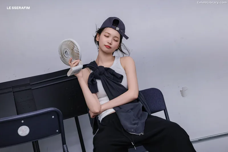 Kim Chaewon 김채원 [Le Sserafim] photo 18 of 2310