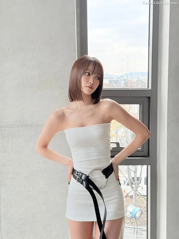 Kim Chaewon 김채원 [Le Sserafim] photo 7 of 2310
