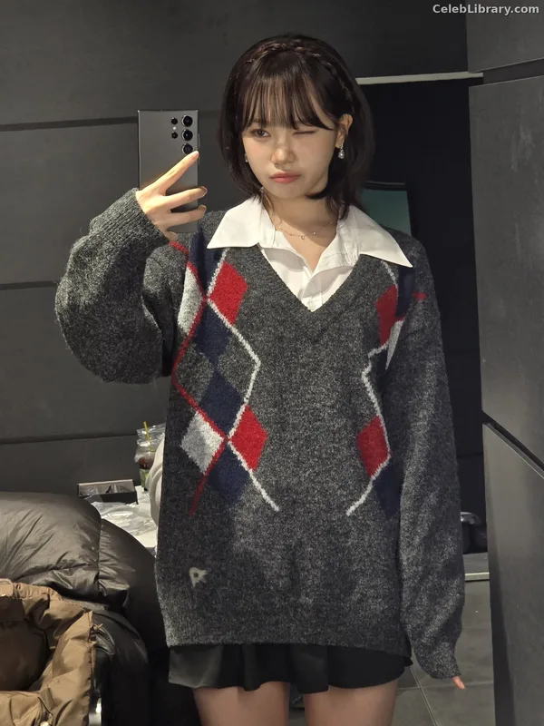 Kim Chaewon 김채원 [Le Sserafim] photo 8 of 2310