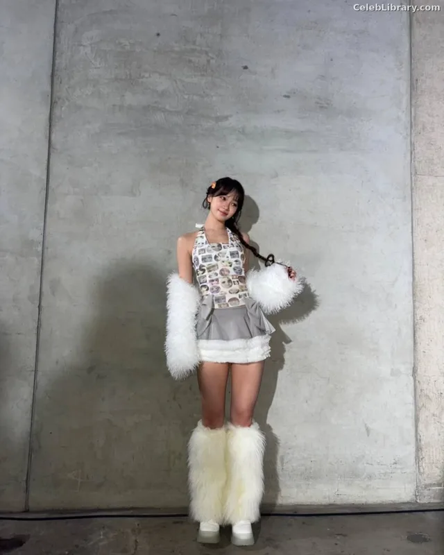 Kim Chaewon 김채원 [Le Sserafim] photo 15 of 2310
