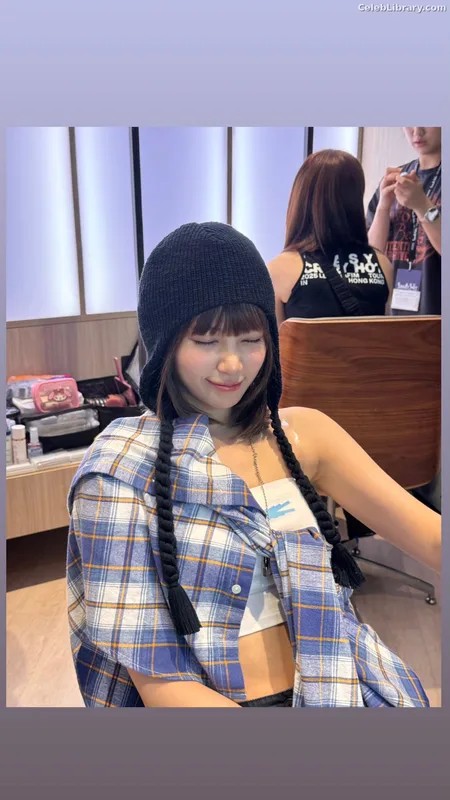 Kim Chaewon 김채원 [Le Sserafim] photo 4 of 2310
