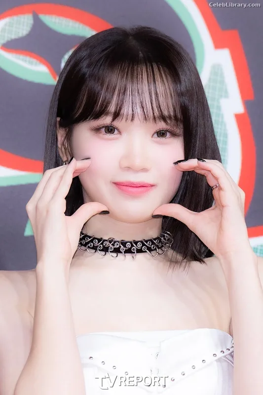 Kim Chaewon 김채원 [Le Sserafim] photo 21 of 2310