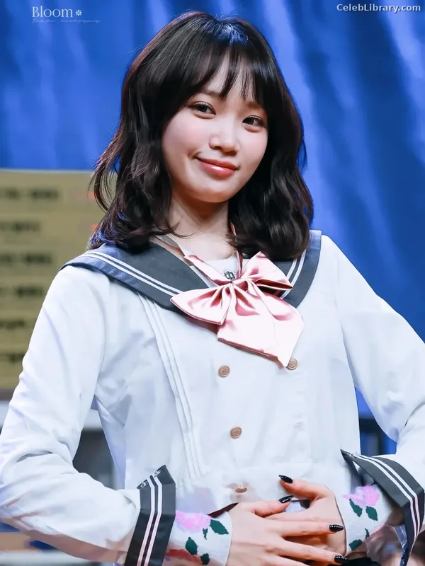 Kim Chaewon 김채원 [Le Sserafim] photo 18 of 2310