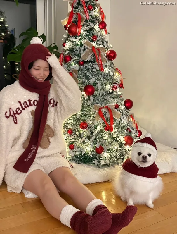 Kim Chaewon 김채원 [Le Sserafim] photo 3 of 2310
