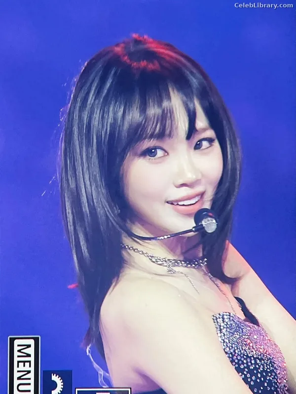 Kim Chaewon 김채원 [Le Sserafim] photo 23 of 2310