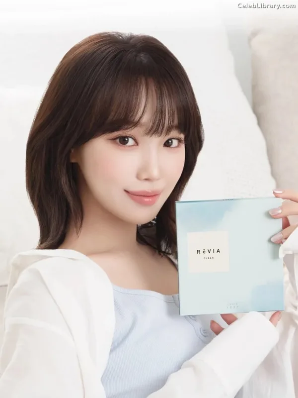 Kim Chaewon 김채원 [Le Sserafim] photo 1 of 2310