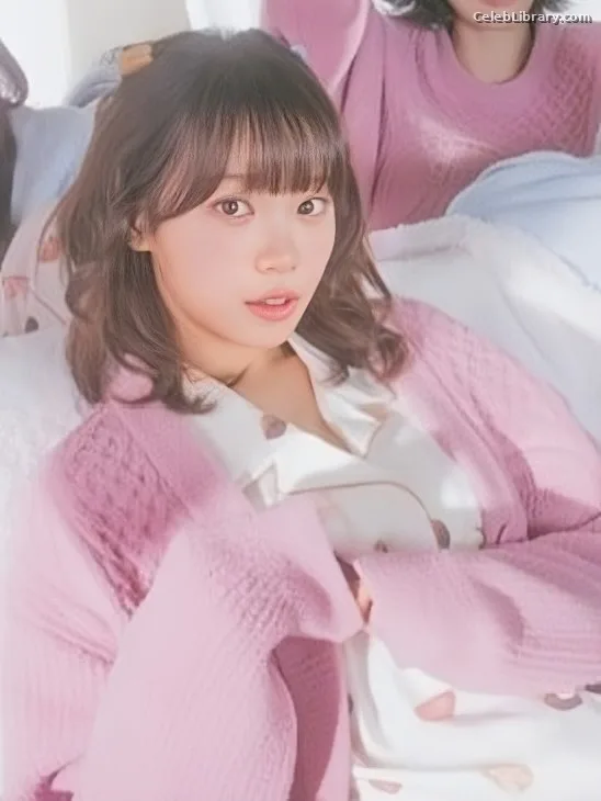 Kim Chaewon 김채원 [Le Sserafim] photo 17 of 2310