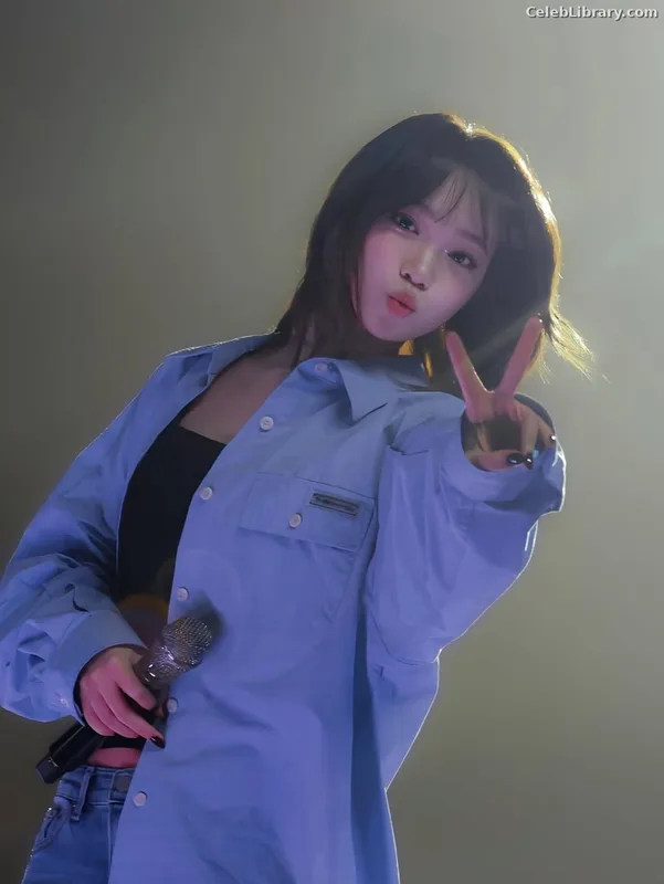Kim Chaewon 김채원 [Le Sserafim] photo 16 of 2310