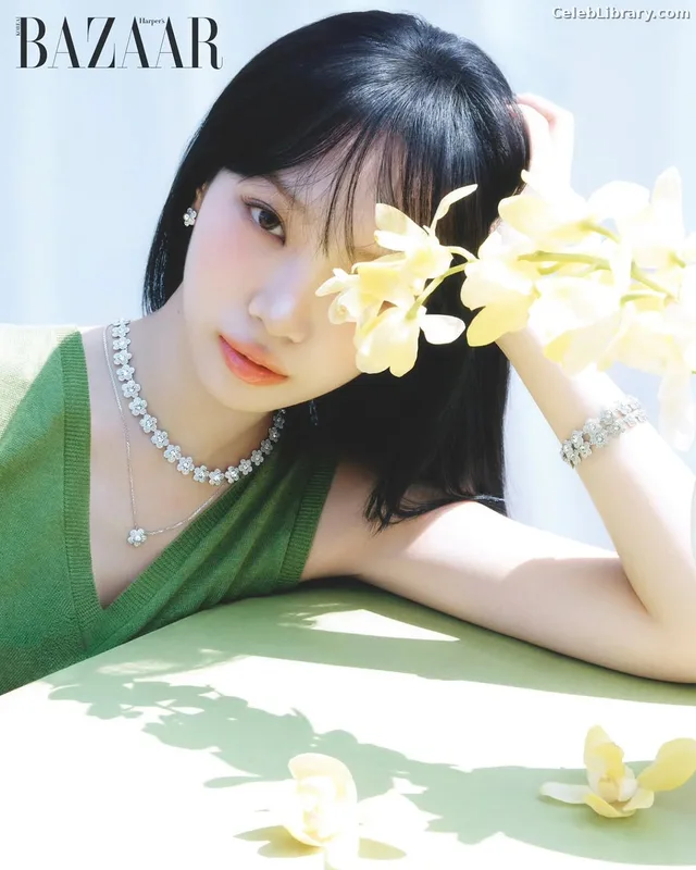 Kim Chaewon 김채원 [Le Sserafim] photo 12 of 2310