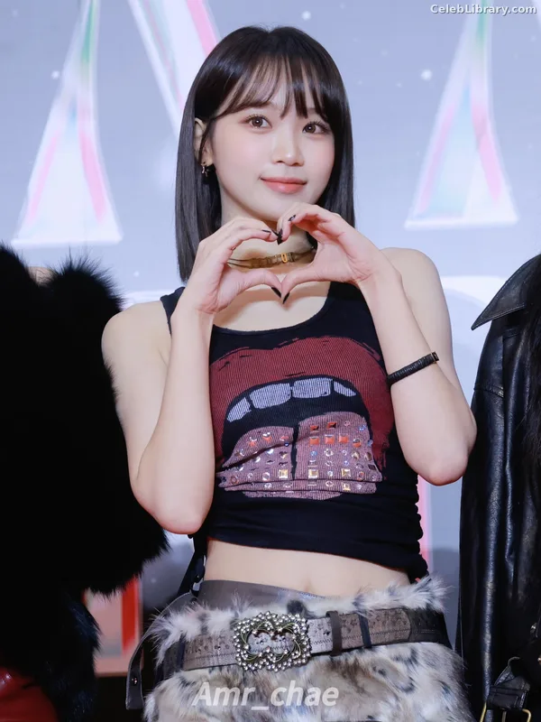 Kim Chaewon 김채원 [Le Sserafim] photo 7 of 2310