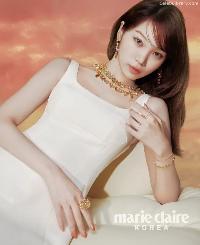 Kim Chaewon 김채원 [Le Sserafim] photo 6 of 2310
