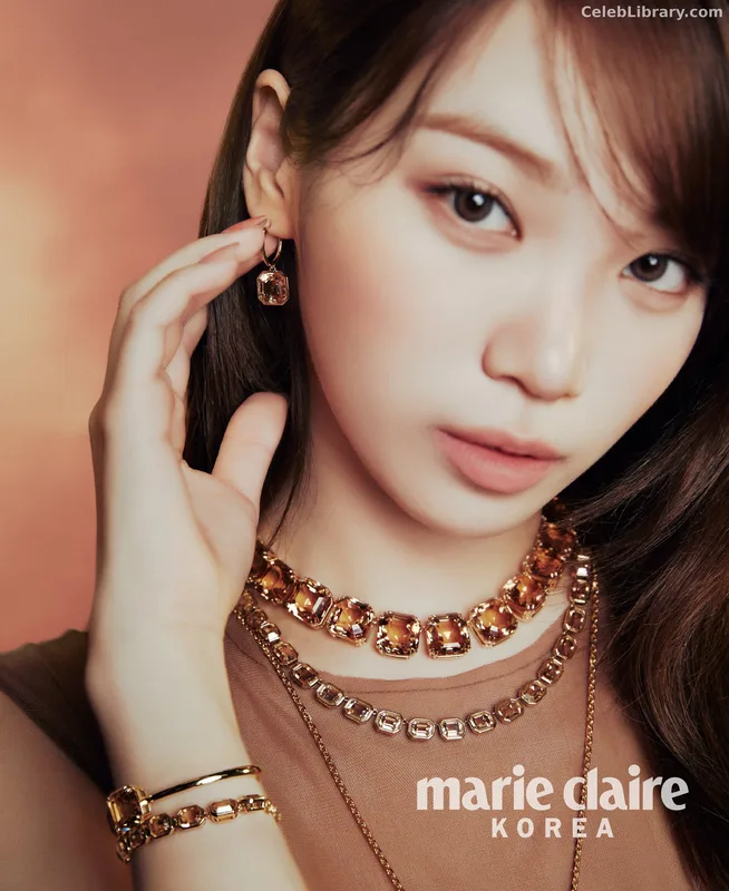 Kim Chaewon 김채원 [Le Sserafim] photo 7 of 2310