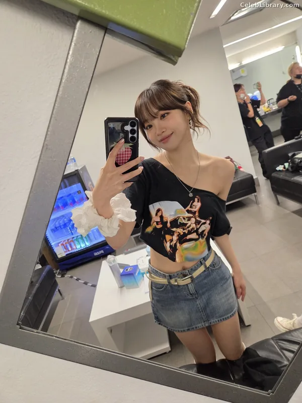 Kim Chaewon 김채원 [Le Sserafim] photo 20 of 2310