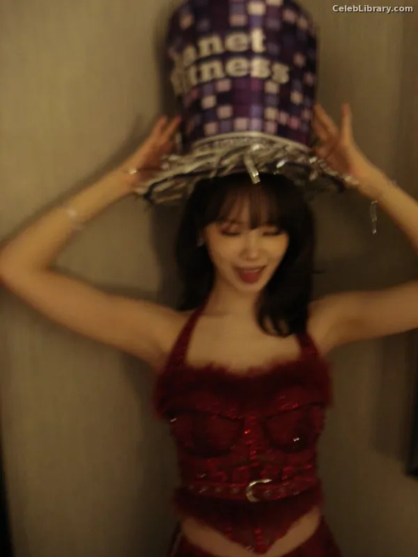 Kim Chaewon 김채원 [Le Sserafim] photo 7 of 2310