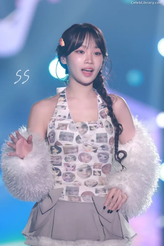 Kim Chaewon 김채원 [Le Sserafim] photo 17 of 2310