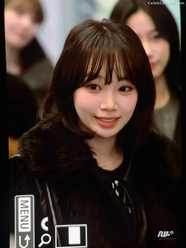 Kim Chaewon 김채원 [Le Sserafim] photo 2 of 2310