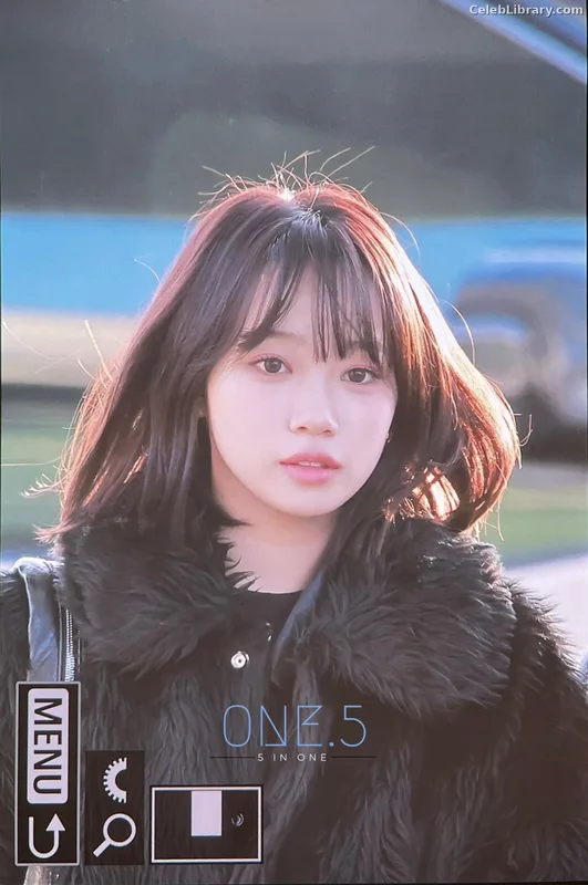 Kim Chaewon 김채원 [Le Sserafim] photo 10 of 2310