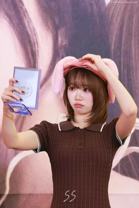 Kim Chaewon 김채원 [Le Sserafim] photo 11 of 2310