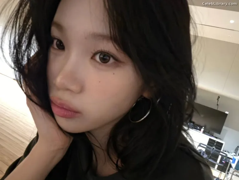 Kim Chaewon 김채원 [Le Sserafim] photo 16 of 2310