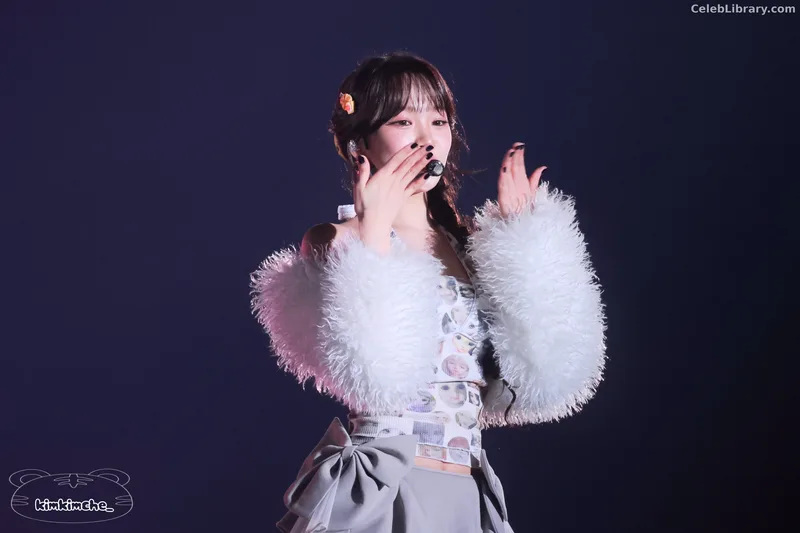 Kim Chaewon 김채원 [Le Sserafim] photo 9 of 2310