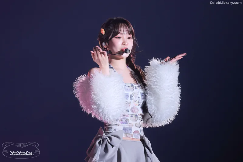 Kim Chaewon 김채원 [Le Sserafim] photo 10 of 2310