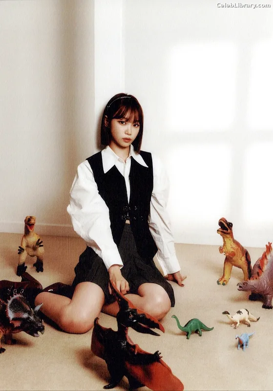 Kim Chaewon 김채원 [Le Sserafim] photo 21 of 2310