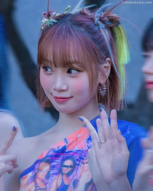 Kim Chaewon 김채원 [Le Sserafim] photo 6 of 2310