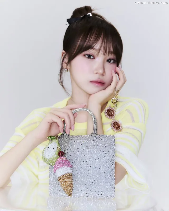 Kim Chaewon 김채원 [Le Sserafim] photo 5 of 2310