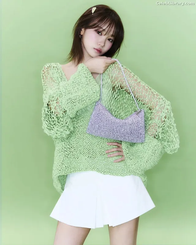 Kim Chaewon 김채원 [Le Sserafim] photo 7 of 2310