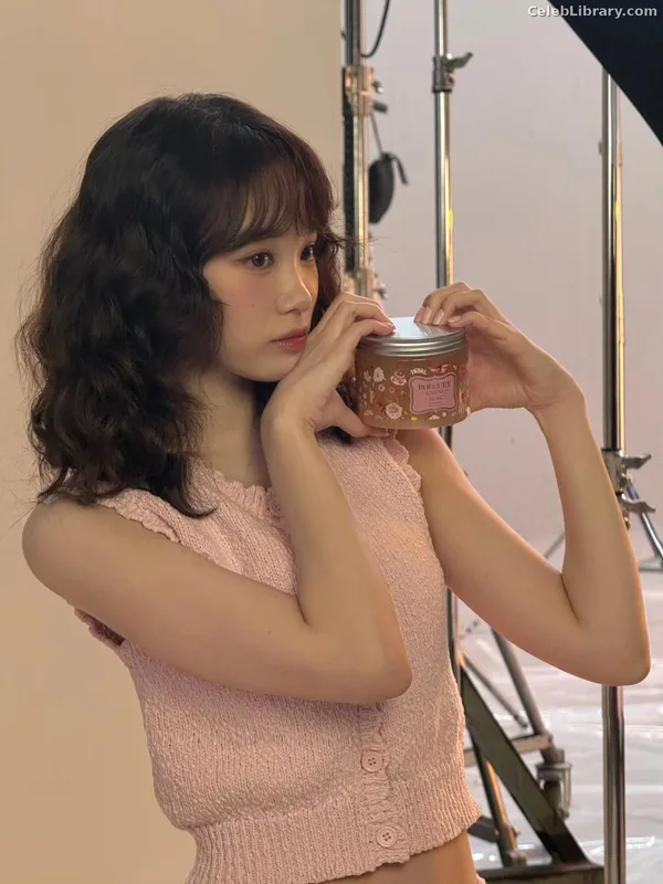 Kim Chaewon 김채원 [Le Sserafim] photo 5 of 2310