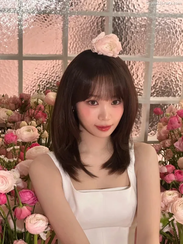 Kim Chaewon 김채원 [Le Sserafim] photo 7 of 2310