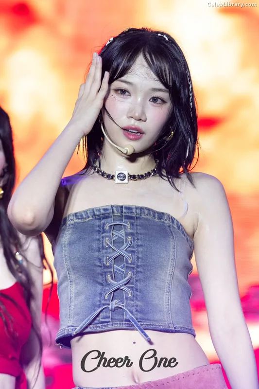 Kim Chaewon 김채원 [Le Sserafim] photo 18 of 2310