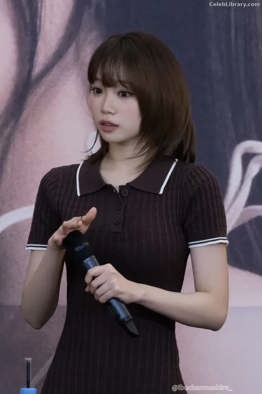 Kim Chaewon 김채원 [Le Sserafim] photo 20 of 2310
